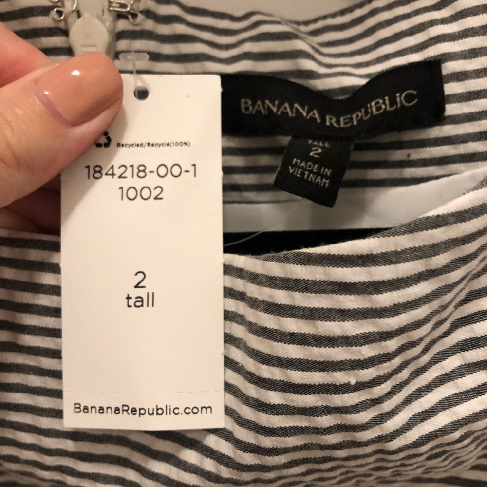 HP🔥 NWT Banana Republic Seersucker Layered Dress - Picture 8 of 8